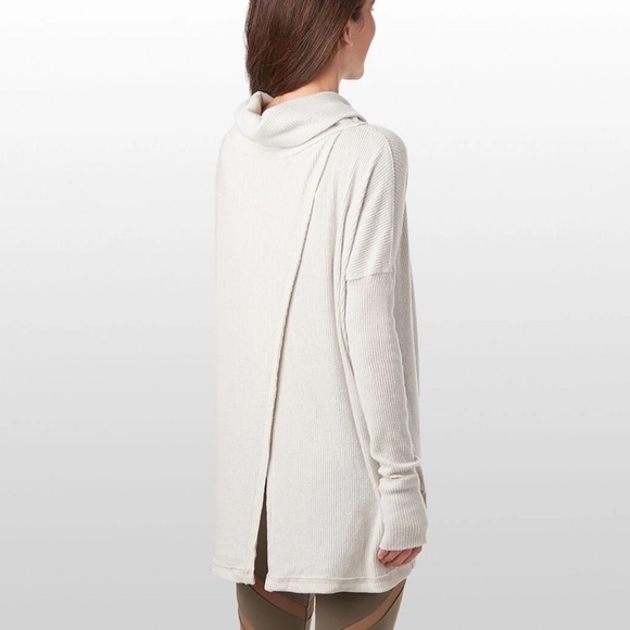 NWT Free People Juicy Long Sleeve Cowl Neck Top - Stone Cold - Medium - Picture 4 of 5